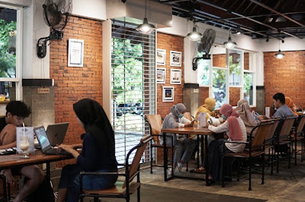 Cafe Tempat Nugas Dekat UB Malang